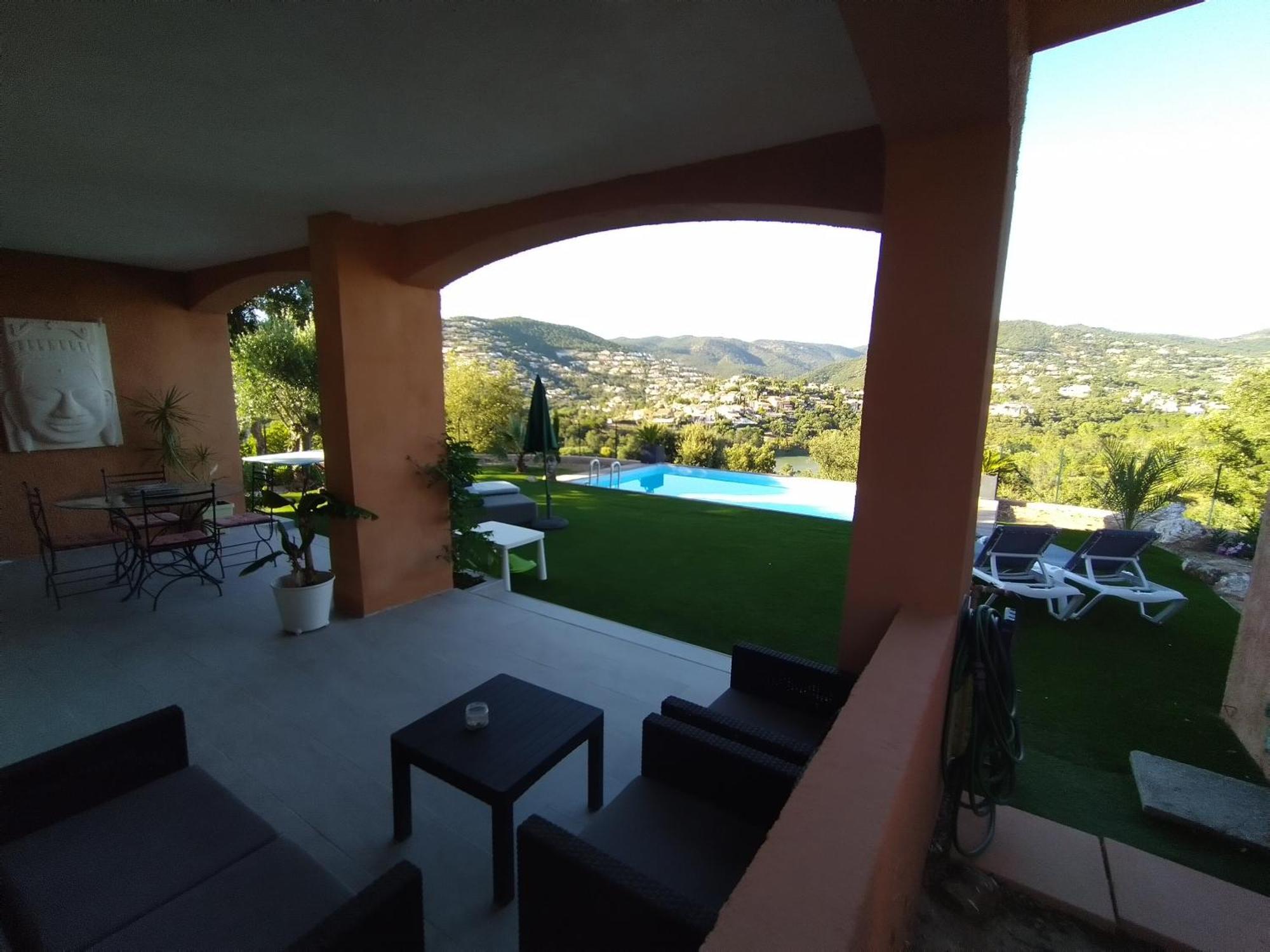 Superbe Bas De Villa 80 M2 Piscine Privee Reservee Aux Vacanciers Avec Vue Magnifique 6 Couchages La Londe-les-Maures Extérieur photo
